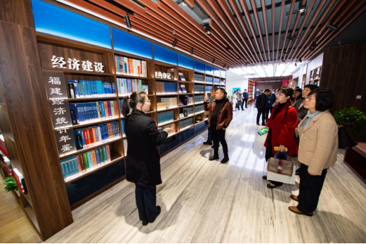 “八闽书房”启用一周 <div> 7批次逾百名专家学者开启沉浸式 </div><div> 福建地方文献探索之旅</div>